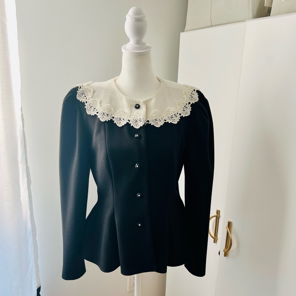 Vintage Elegant Black Blouse/Jacket